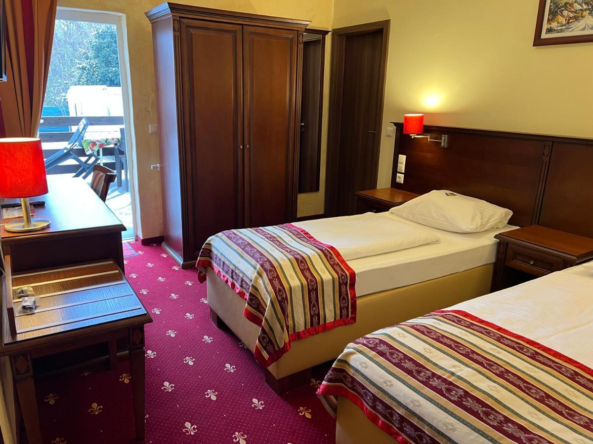 Hotel Medaillon มัคเดอบวร์ก ภายนอก รูปภาพ