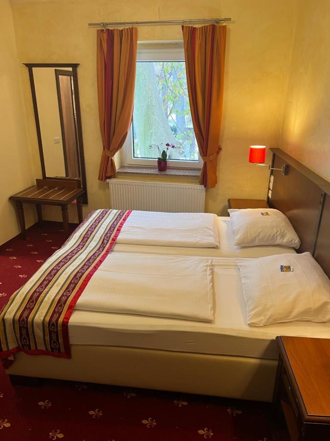 Hotel Medaillon มัคเดอบวร์ก ภายนอก รูปภาพ