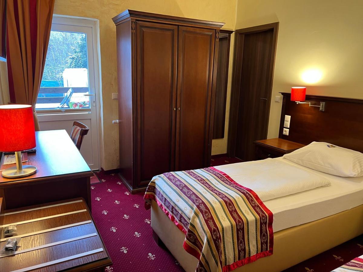 Hotel Medaillon มัคเดอบวร์ก ภายนอก รูปภาพ