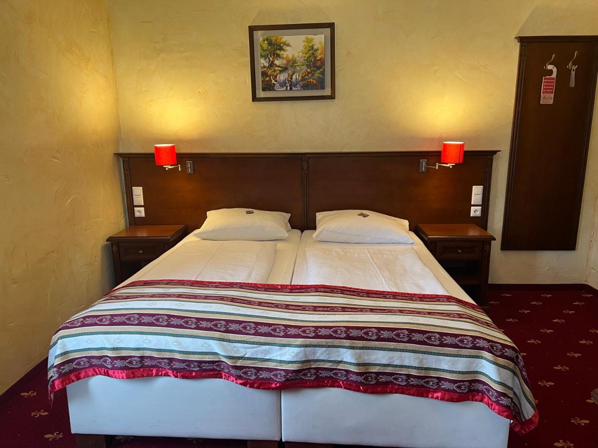 Hotel Medaillon มัคเดอบวร์ก ภายนอก รูปภาพ