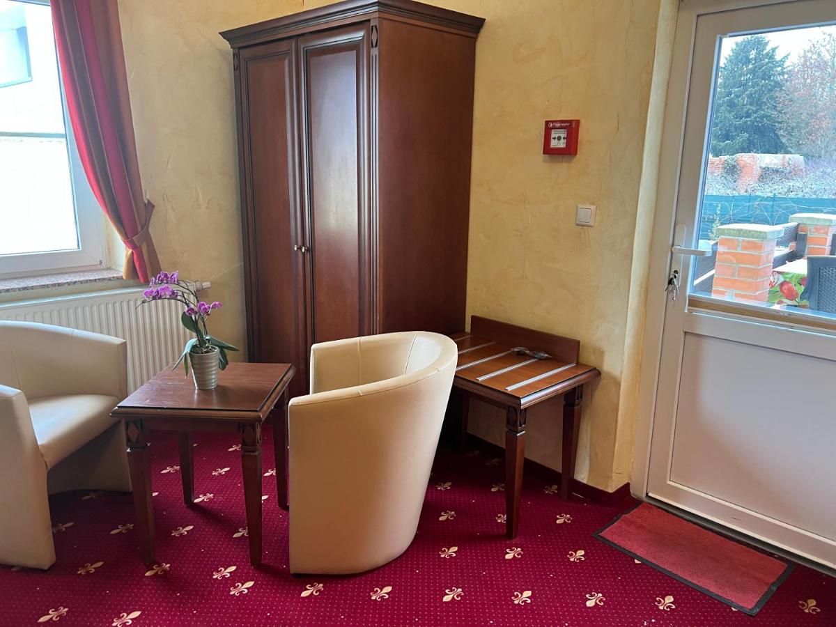 Hotel Medaillon มัคเดอบวร์ก ภายนอก รูปภาพ