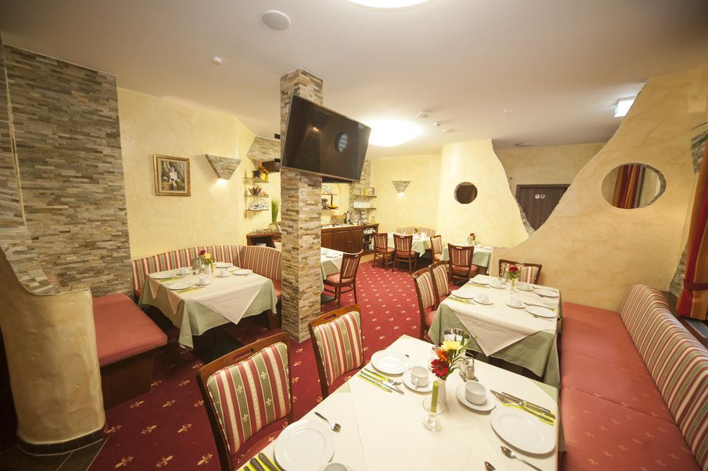 Hotel Medaillon มัคเดอบวร์ก ภายนอก รูปภาพ