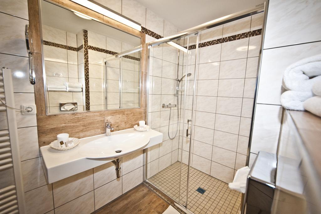 Hotel Medaillon มัคเดอบวร์ก ภายนอก รูปภาพ