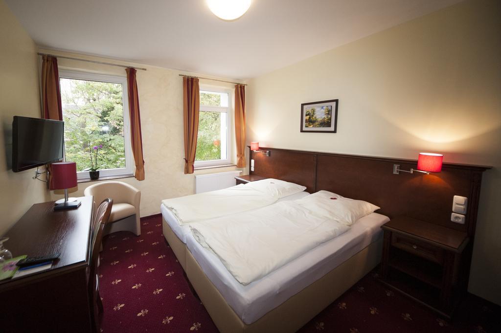 Hotel Medaillon มัคเดอบวร์ก ภายนอก รูปภาพ